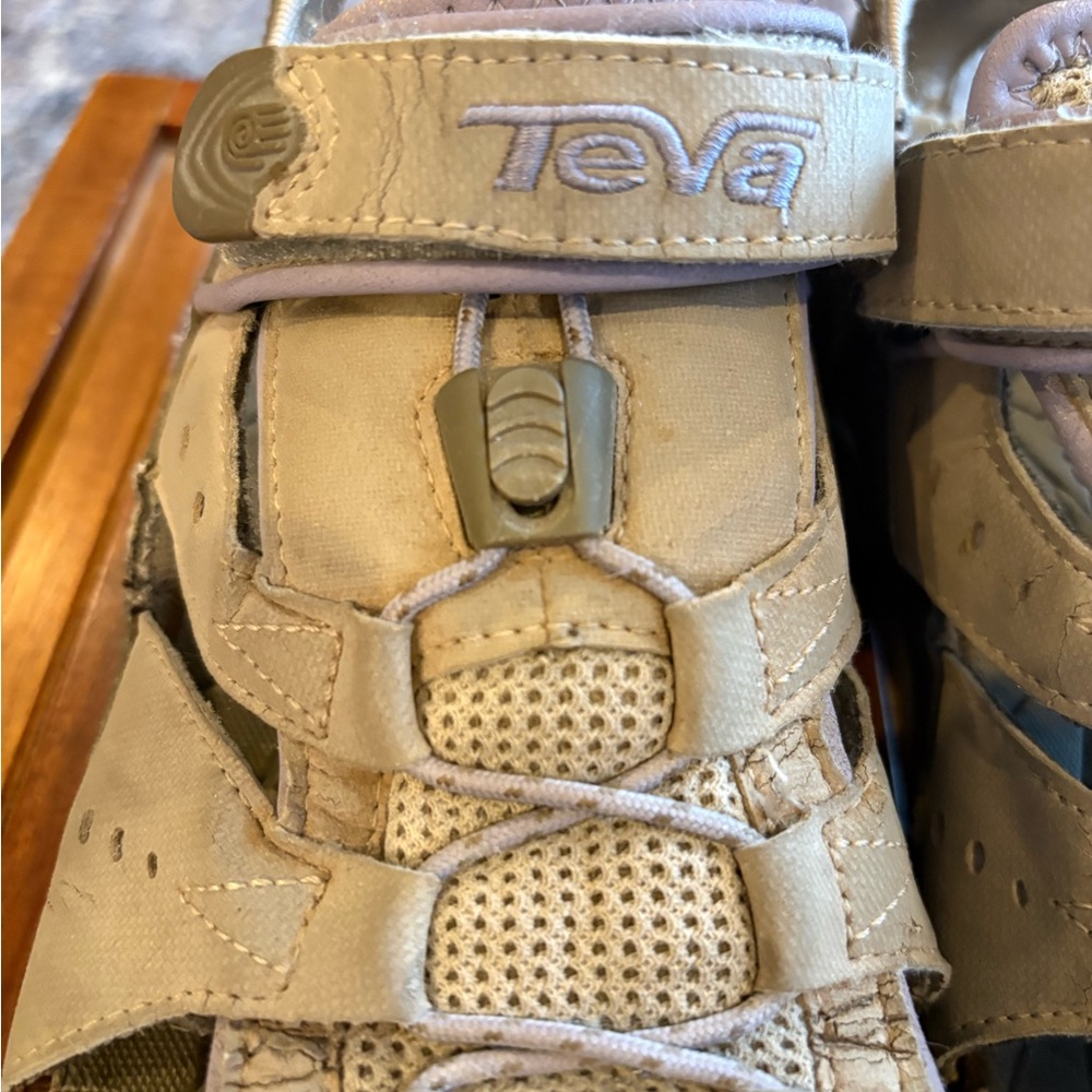 Teva Women's Beige Deacon Mermaid Sport Sandals - Picture 2 of 7